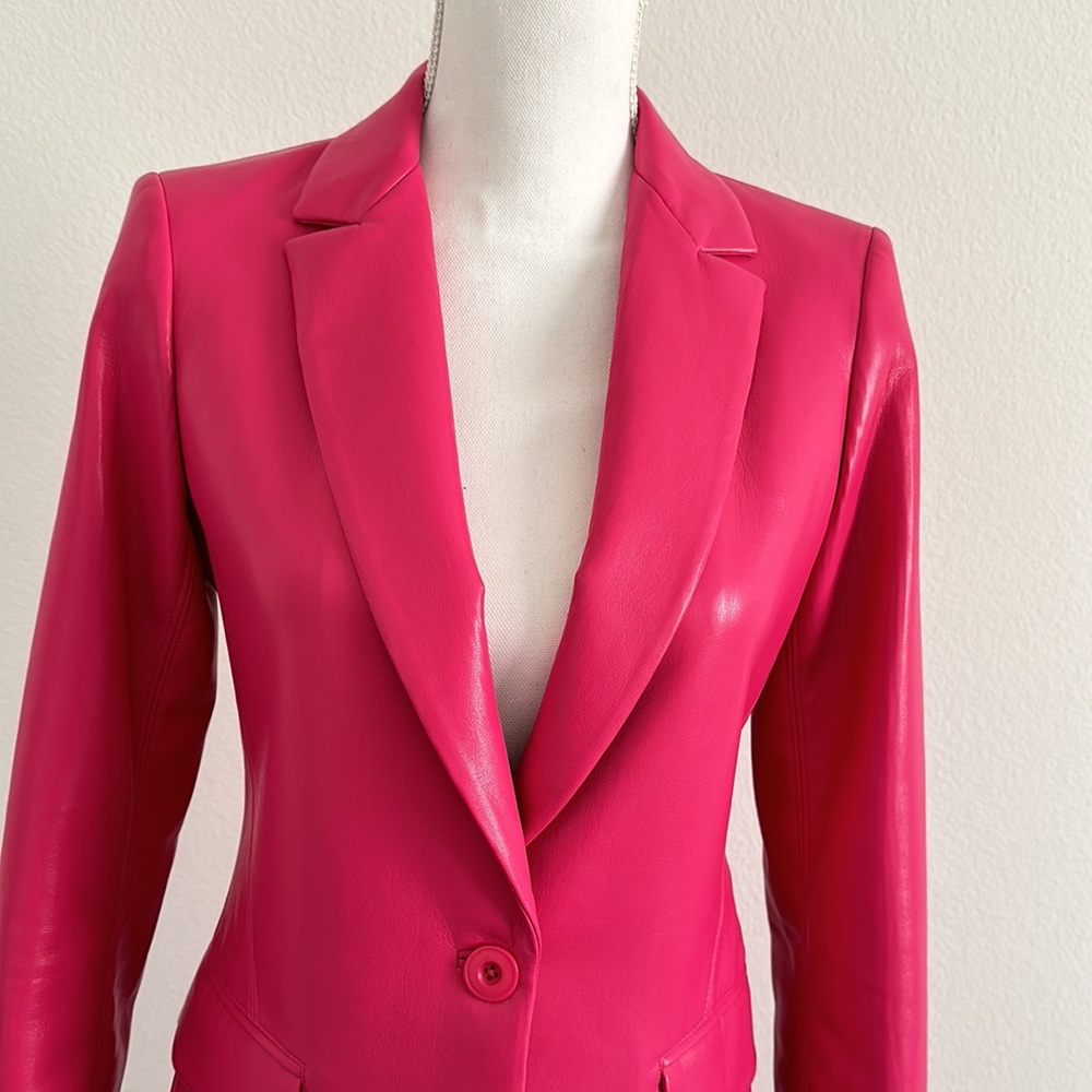 VEGAN LEATHER NOTCH COLLAR LONG BLAZER - Picture 8 of 11